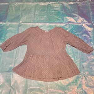 BLU PEPPER SIZE MEDIUM MAUVE AND WHITE FLOWY TOP